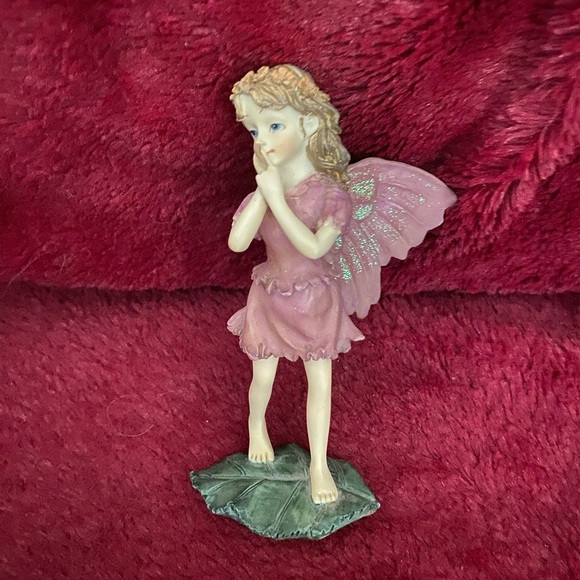 The Fairy Collection Figurines by DEZINE - Picture 5 of 7